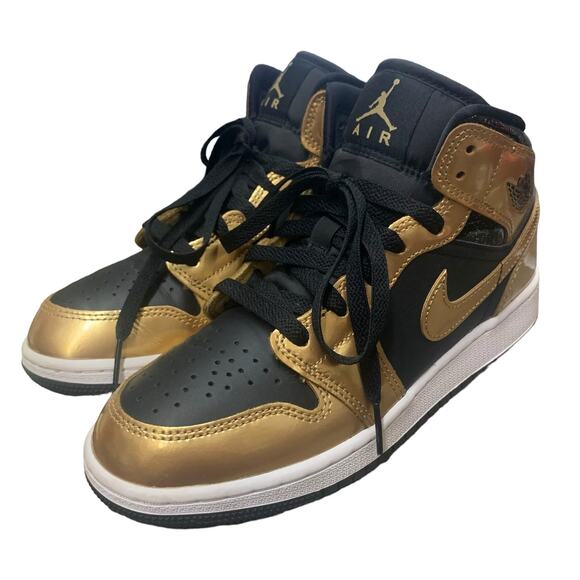 Air Jordan Other - AIR JORDAN 1 MID SE  Black/Metallic Gold white 4.5 Y
